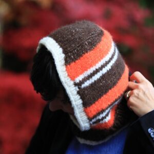 Kaptur „Sunny Morning” – ręcznie robiony z naturalnej włóczki